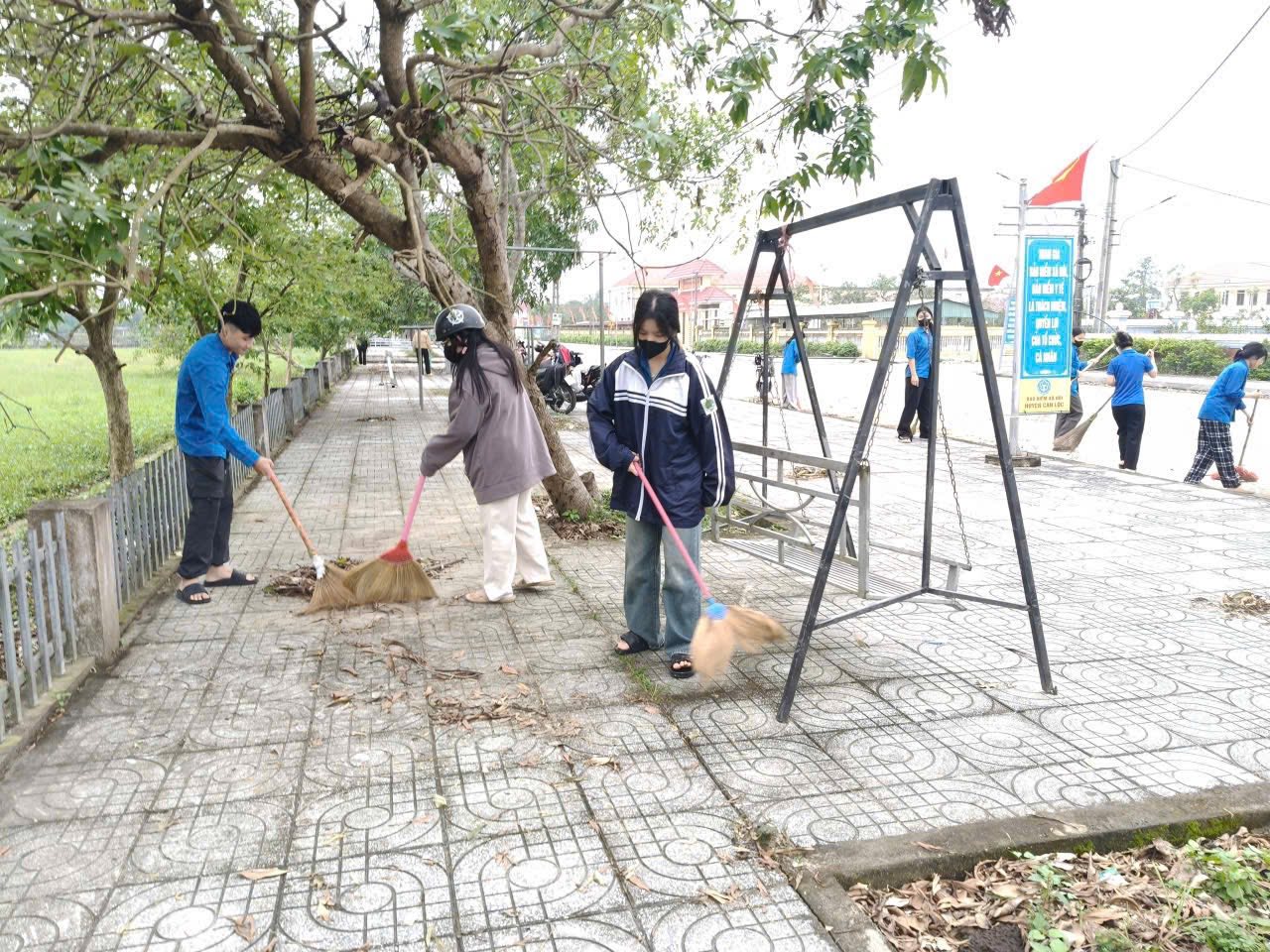 SỨC TRẺ LAN TỎA TRÊN CÁC TUYẾN ĐƯỜNG