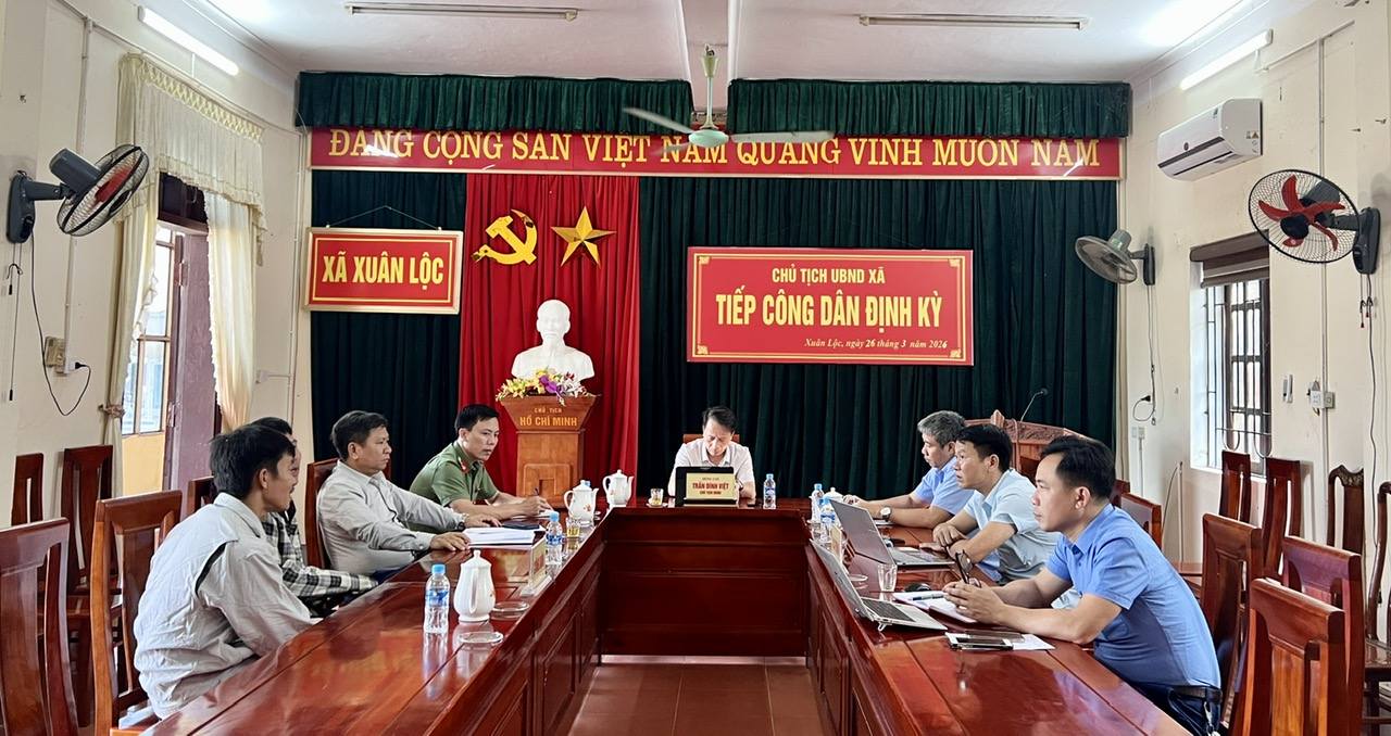 Chủ tịch UBND tiếp c&ocirc;ng d&acirc;n định kỳ