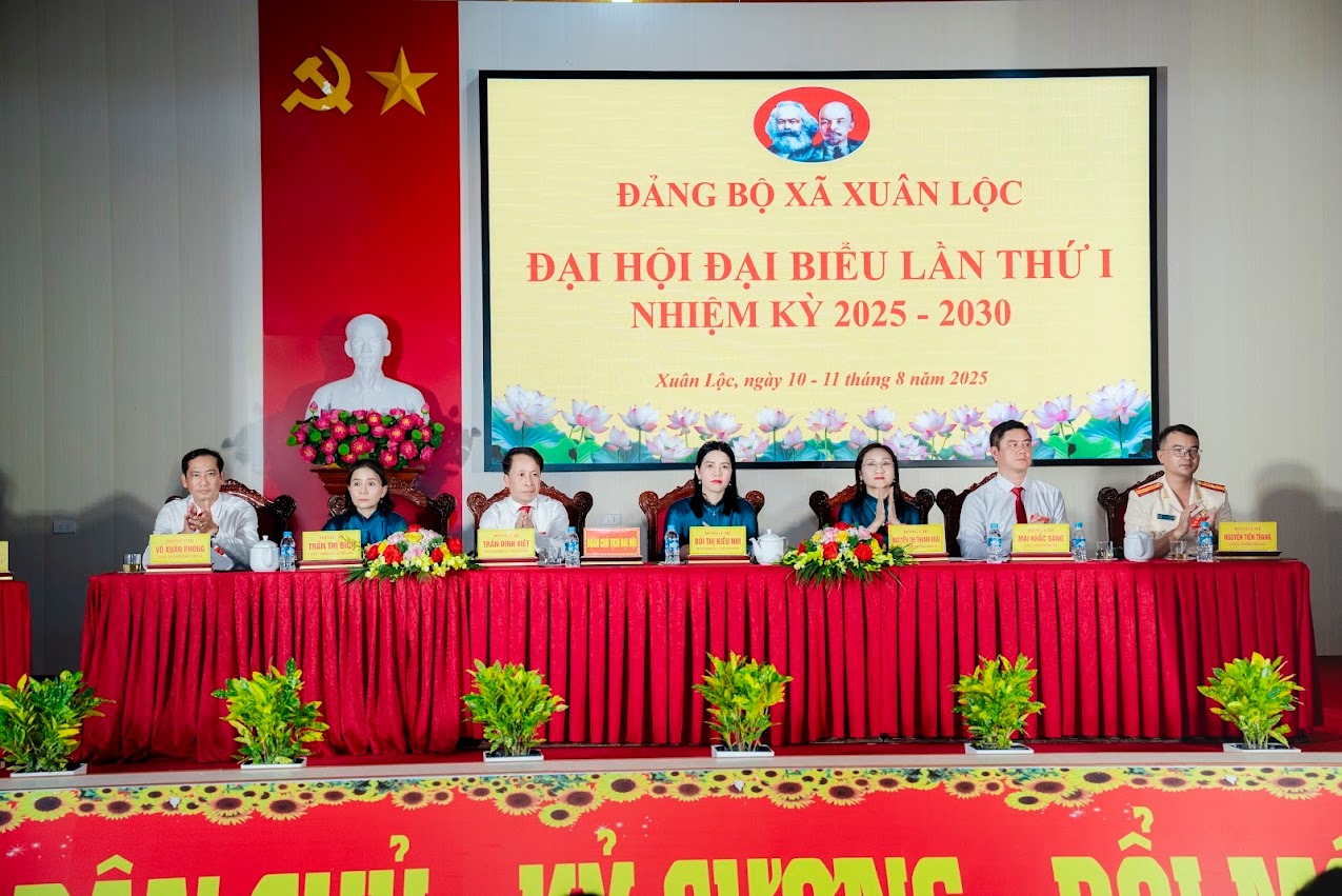 Xã Xuân Lộc tổ chức phiên thứ nhất Đại hội đại biểu Đảng bộ lần thứ I, nhiệm kỳ 2025-2030
